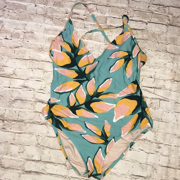 Kona Sol Other - Clearance 🔥KONA SOL large medium coverage one‎ piece swimsuit size large